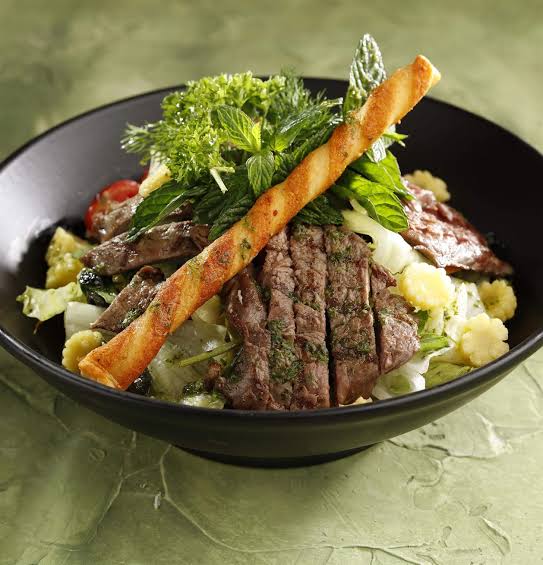 Izgara Biftek Salata/Grilled Steak Salad