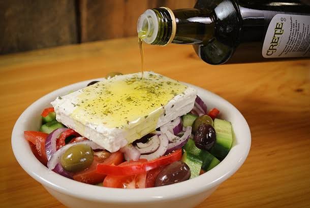 Yunan Salatası/Greek Salad